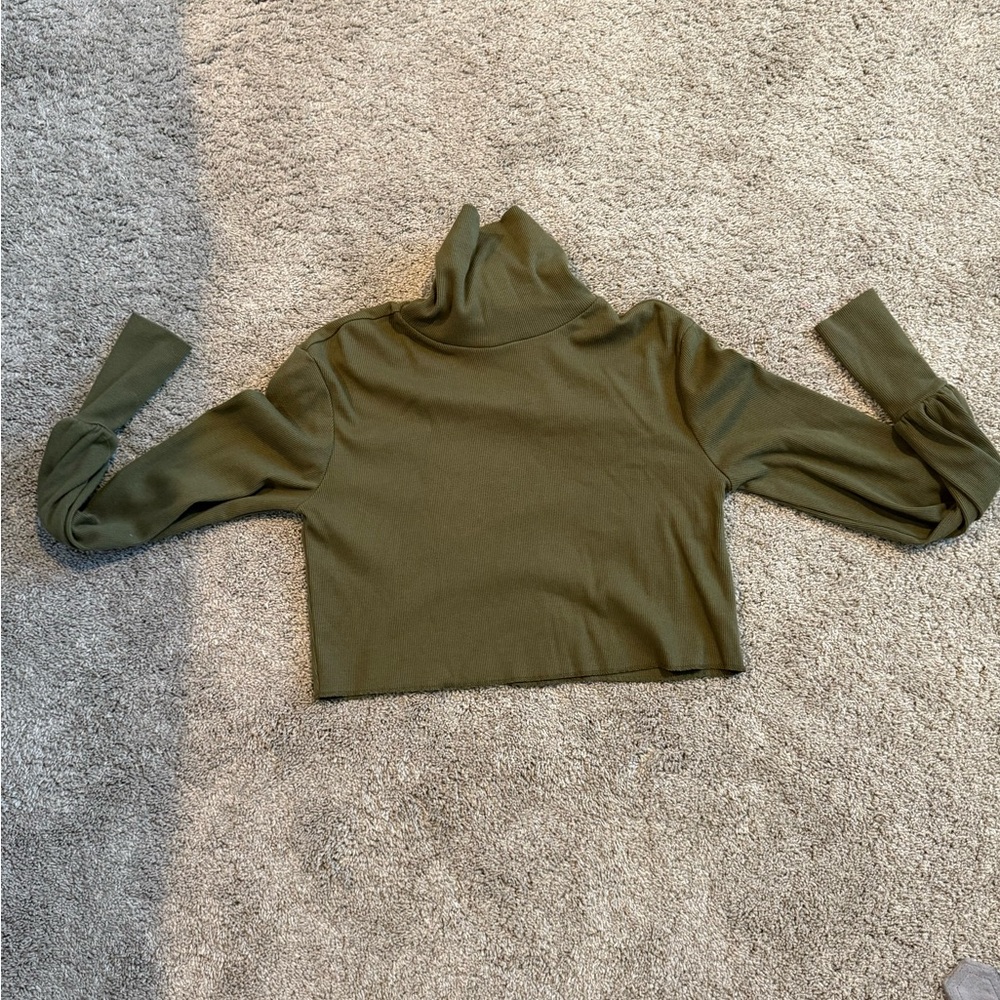 Forever 21 Olive Green Sweater Crop Top